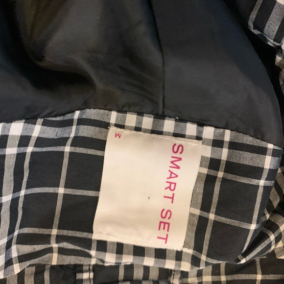 🌹4/$30 SMART SET plaid jacket - Picture 3 of 3